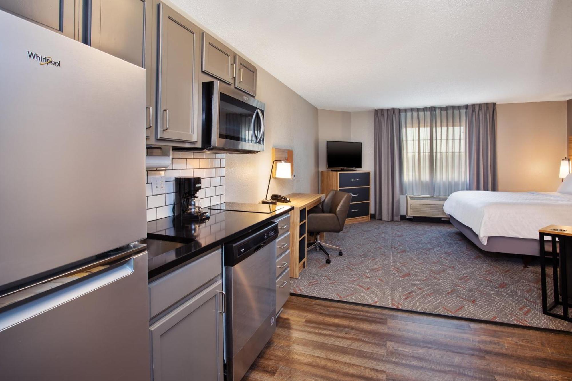 Candlewood Suites Kenosha By Ihg Pleasant Prairie Buitenkant foto